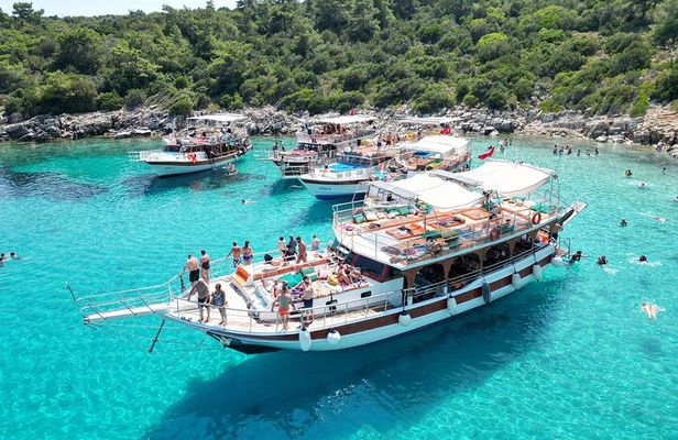 Bodrum Daily Boat Tour in Orak Island Bays
