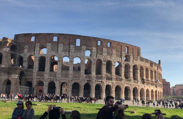 San Clemente Underground and Colosseum Small Group Tour in Rome