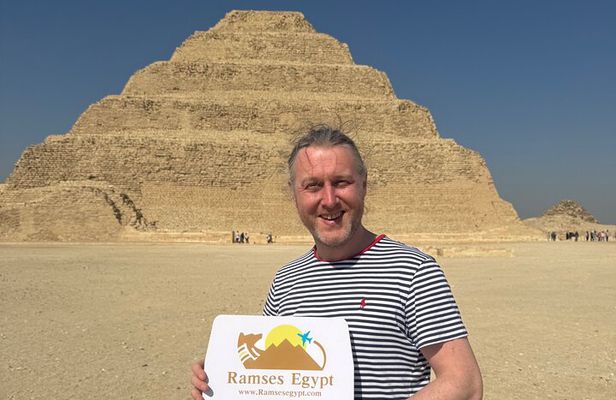 Best of Cairo: Private Pyramids, Sphinx, Saqqara & Memphis Tour