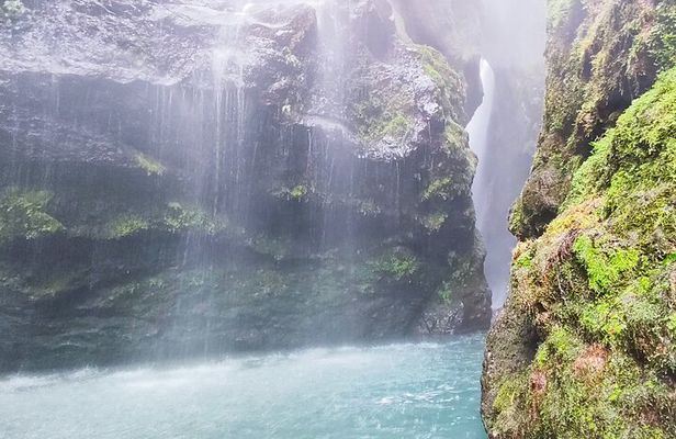Jurassic Canyon Guided Hike in Baja del Toro