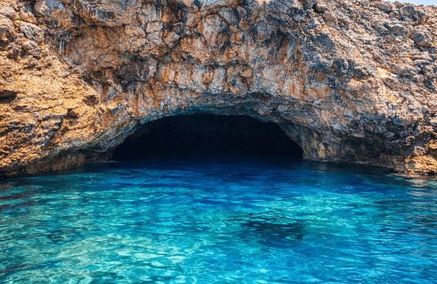 2025 Private Boat To Blue Cave 3 hours ADVENTURE