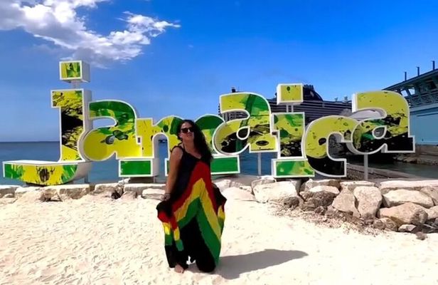 Ocho Rios Scenic, Shopping and Lunch Tour