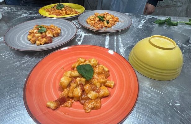 Naples Pasta Cooking Class: Make Gnocchi and Tagliatelle