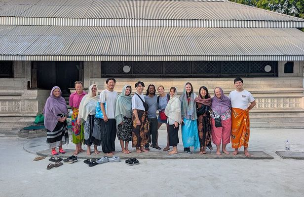 Malé: Guided Walking Tour with a Local Guide