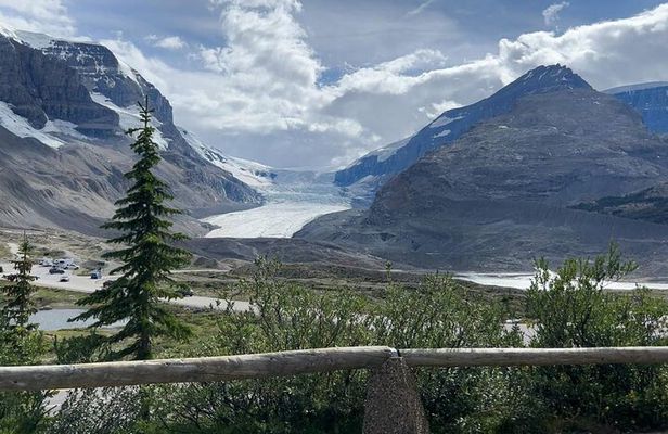 Banff/Jasper Parks, Icefields, Bow, Peyto lakes, small groups!