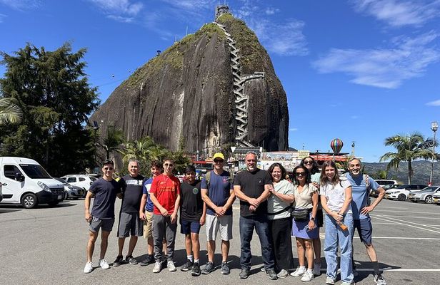 Private Half Day Stone of the Peñol and Guatapé Magic Town Tour