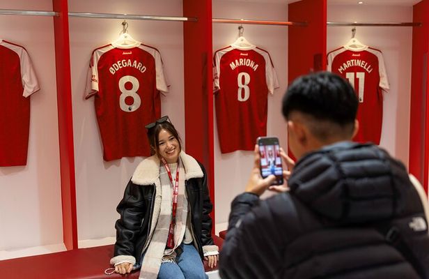 Emirates Stadium and Arsenal Museum Entrance Ticket Including Audio Guide