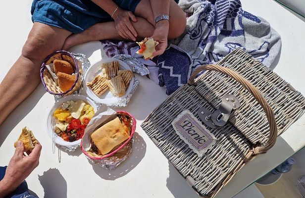 Picnic Boat Tour Explore Ortigia and the Syracuse Coast
