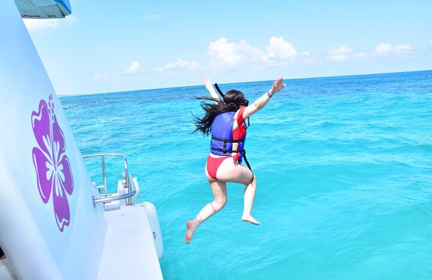 Private Boat w/FREE sandwich& alcohol Snorkeling, slide.