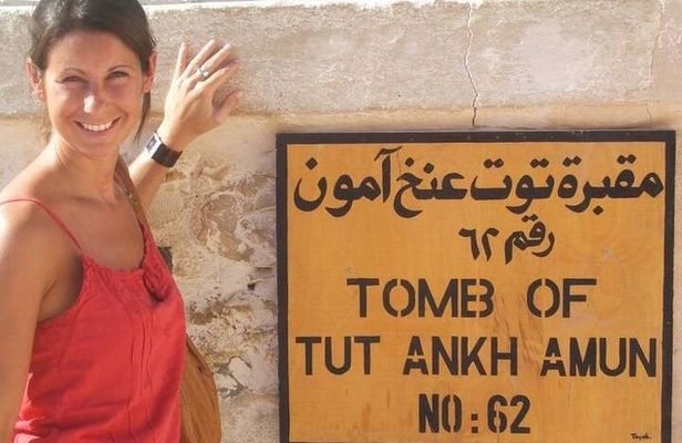 Hurghada to Luxor Comfort day trip with King Tutankhamun Tomb