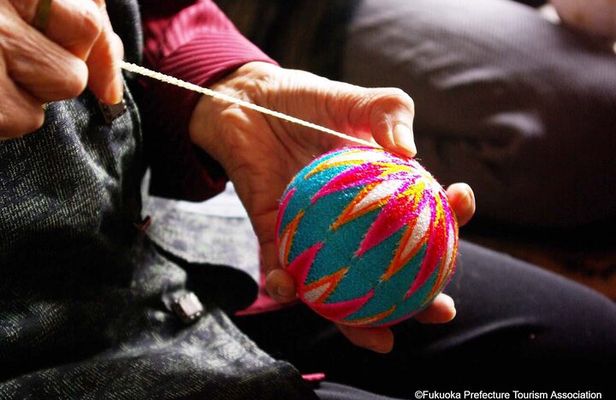 Fukuoka Yanagawa River Cruise and Ball Crafting at a Local House