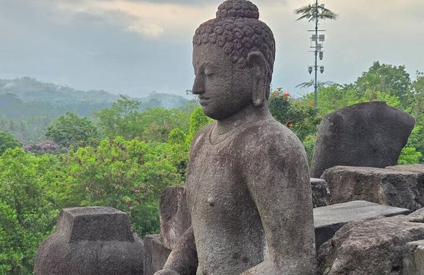 Yogyakarta Private Car Hire Driver with Costumized Tours