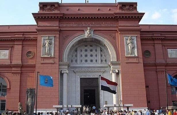 Cairo Day Trip – Pyramids, Sphinx & Museum With Lunch - Hurghada