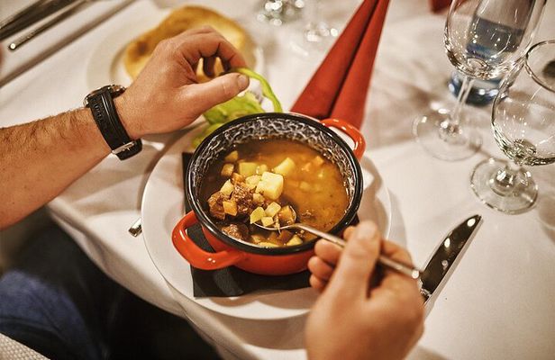 Budapest Danube River Cruise with Goulash and Lángos