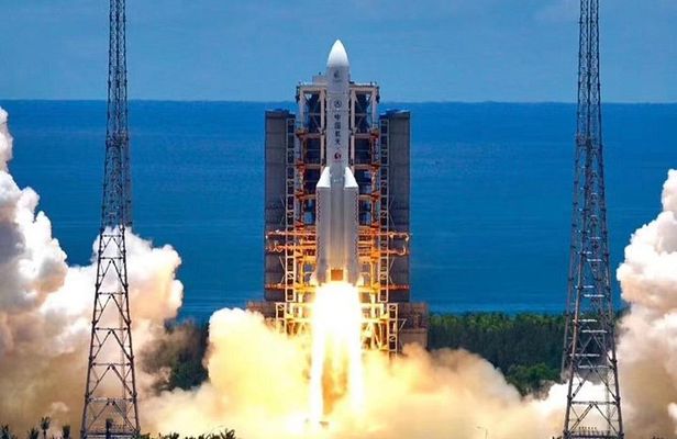 Wenchang Space & Culinary Odyssey: Rockets, Supercomputers