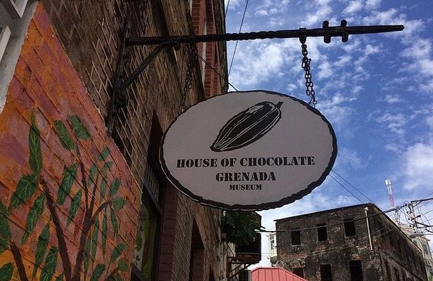 Grenada Highlights Tour with Culture Views and Local Cuisine
