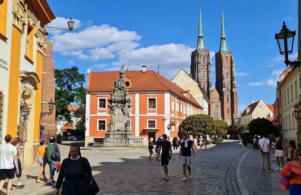 Wrocław with a licensed guide, 2 hours, professional walking tour