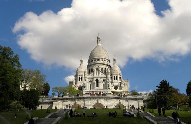 Sacre-Coeur and Montmarte Exclusive Private Guided Tour