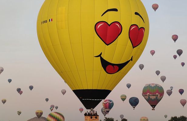 Hot Air Balloon Flight + PickupCDMX + Breakfast Included + Pyramids