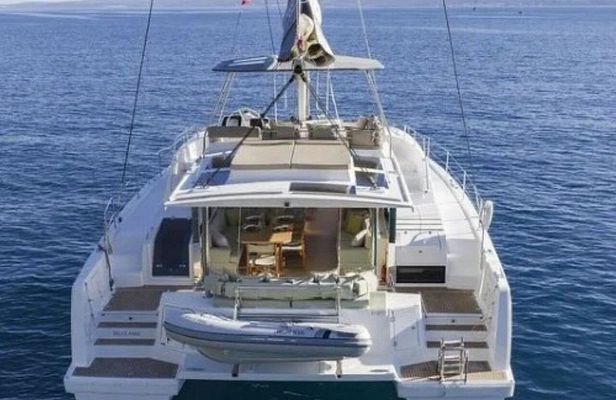 Luxury Catamaran Cruise Semi Private Cruise