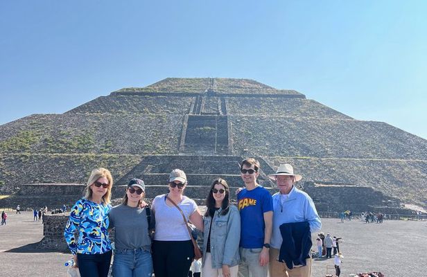 Teotihuacan Express 10 People Shared Tour from Mexico City