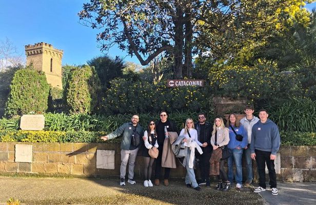 Catacombs Tour with Transfer – Optional Capuchin Crypt or Trevi