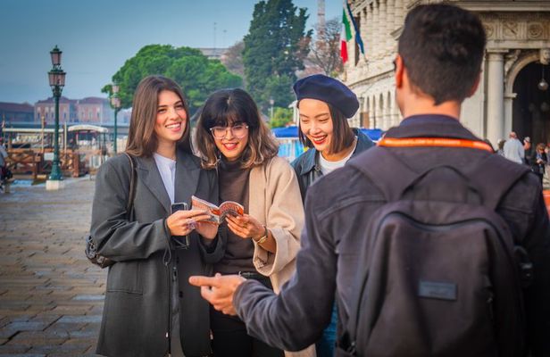 Discover Venice: Walking tour, Doge’s Palace, St. Marks Basilica 