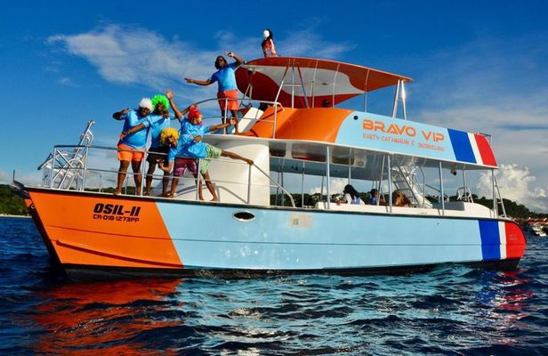Catamaran Party at Sosúa Snorkeling, Barbecue and Open Bar