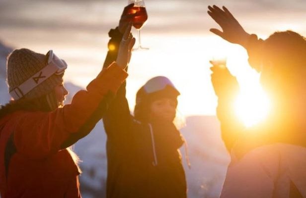 Infinitum afterski sunset valle