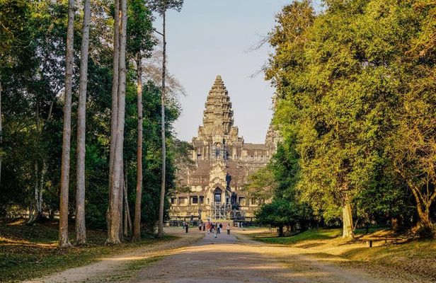 Angkor and Temples Full-Day By Bike