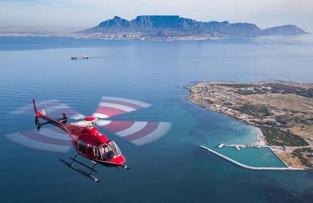 Helicopter Tour: Hotel Pickup & drop-off incl. CAPE TOWN