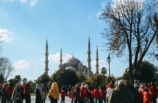 Istanbul Discovery Tour with Private Guide and Private Vehicle