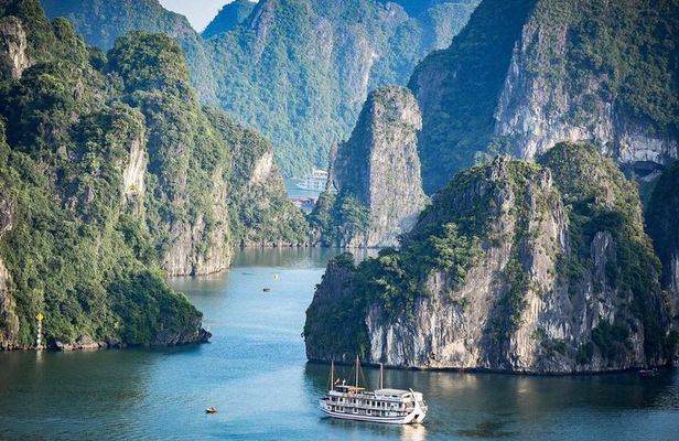 BEST UNIQUE 3-Day Halong Bay Cruise, Lan Ha & Cat Ba Island