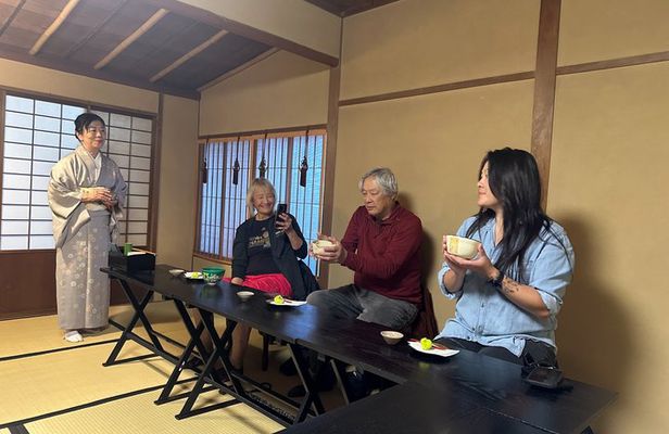 Best of Nagasaki with Japanese Tea Ceremony 6 hours Car Tour