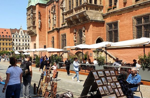 Wroclaw Private Guided Tour SHORT AND PROFESSIONAL. 2 pcs., 1 - 9 pers.