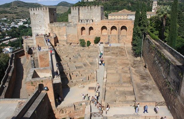 Alhambra and Generalife Entrance with Audio Guide