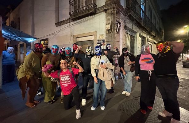 Drinks, Music and Lucha libre on a Saturday Night in Mexico City