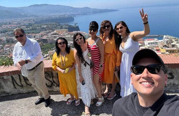 Pompeii Positano Stop and Sorrento Tour from Naples Port