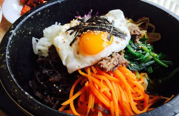 2 Hour Express Toronto Food Tour: Flavors of Kensington Market