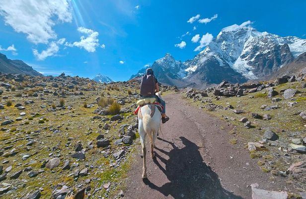 Horseback Riding In Ausangate 7 Lakes Full-Day In Group