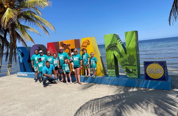 Roatan Wildlife Park & Beach Break