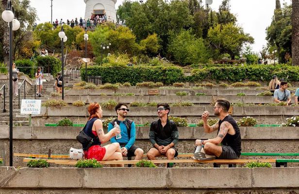 Discover Santiago by bike – views you’ll love