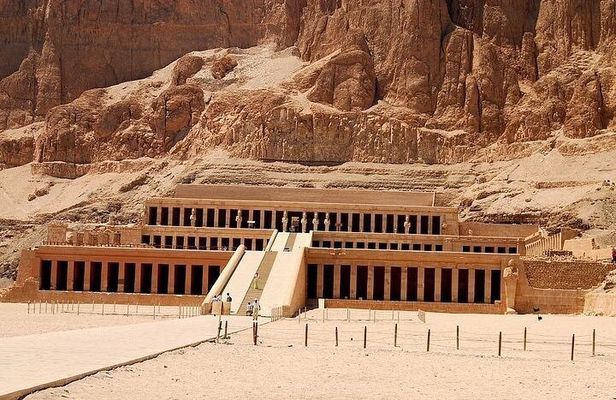 Luxor Day Trip – Valley of the Kings & Karnak , Lunch – Hurghada