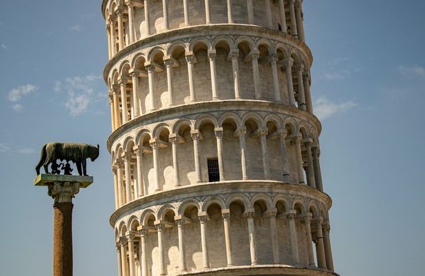 Pisa and Leaning Tower Small Group Tour