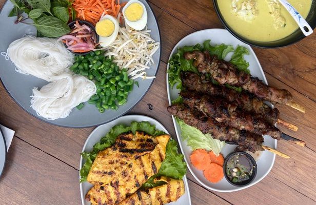 Hollywood Food Tour with To Live and Dine in LA Food Tours
