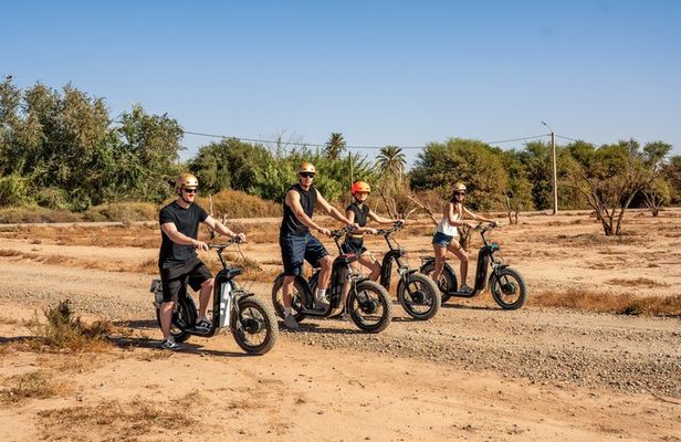 balade à cheval et en trottinettes électrique Marrakech Palmeraie