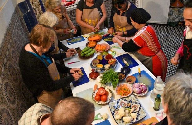 Moroccan Cooking Class and Lunch in a Traditional Riad