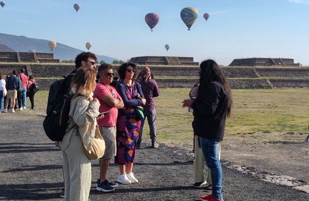 Early Access to Teotihuacan – Small Group, No Commercial Stops