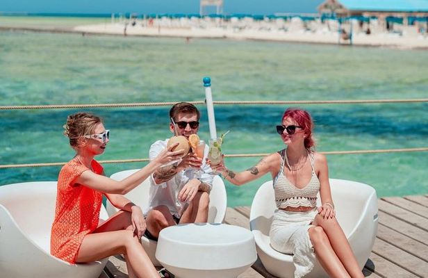 VIP Bianca Island and Utopia Snorkeling Boat Trip with Lunch