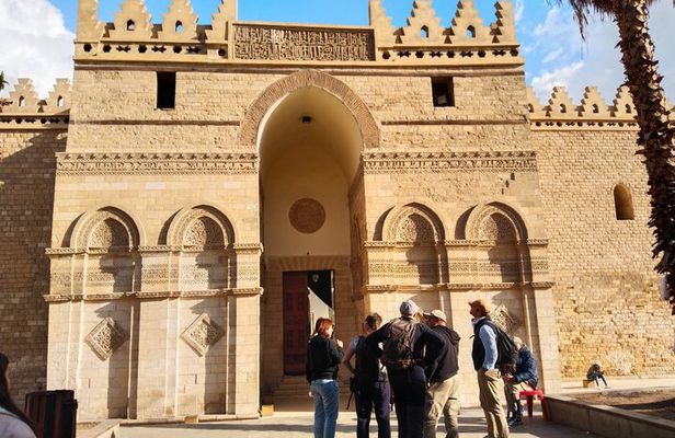 Historic Islamic Cairo Walking Tour and Street Food